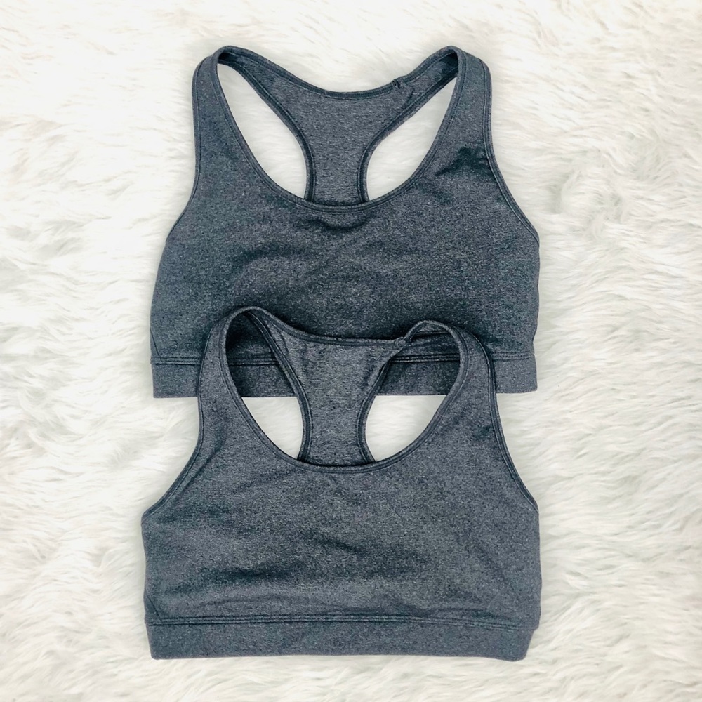 GAP - 2 grey sports bras with removable padding